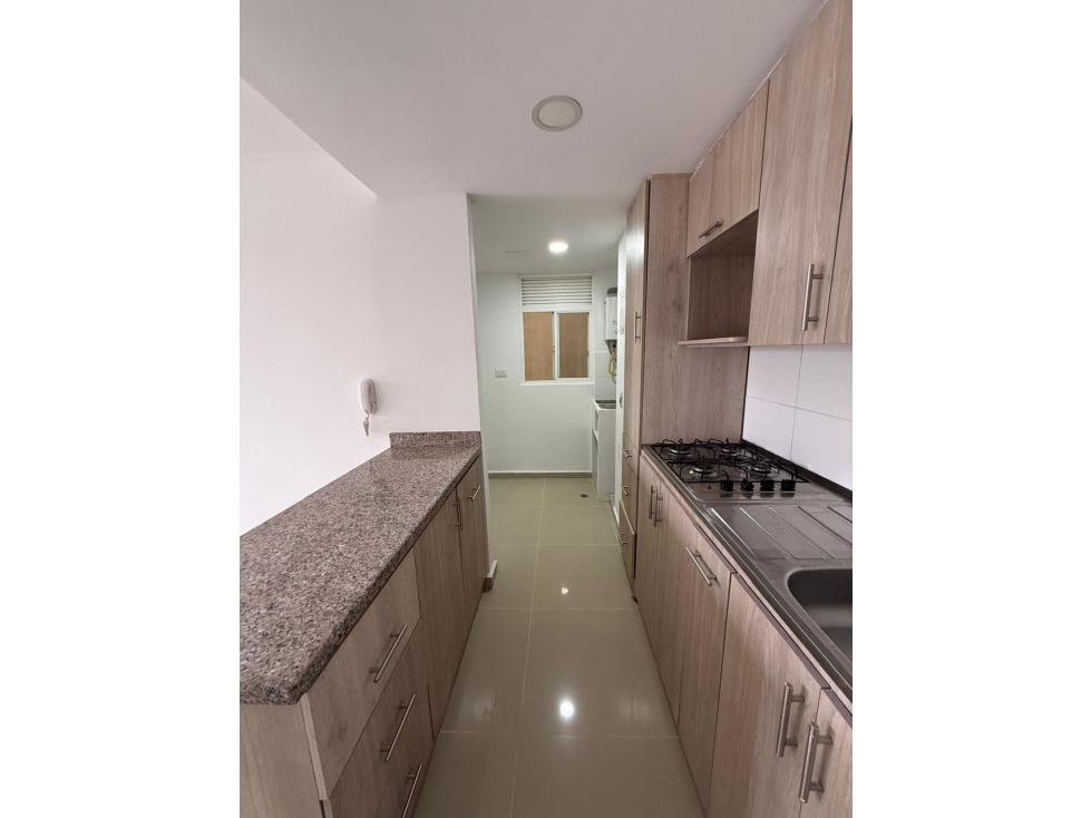 Apartamento en Alquiler B/Ciudad Pacífica Con. Residencial Coral, Cali — foto 5