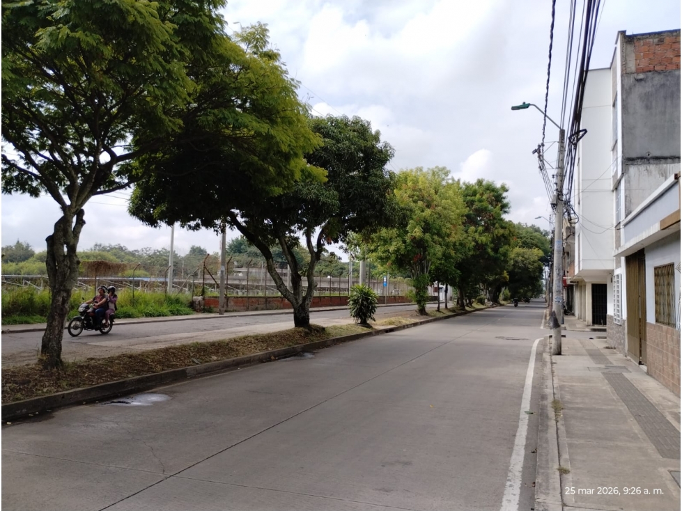 Casa de 2 Niveles en Venta Barrio La Base, Cali — foto 2