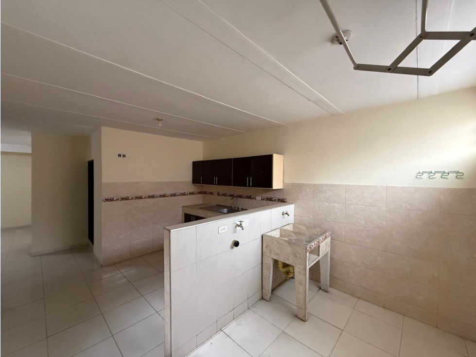 Vendo Edificio en Atanasio Girardot — foto 6