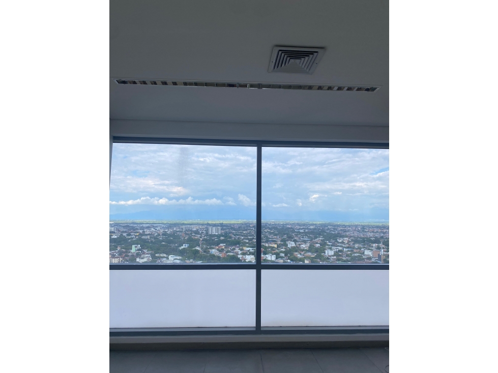 Oficina en Alquiler en el Norte Ed. Pacífico World trade Center, Cali