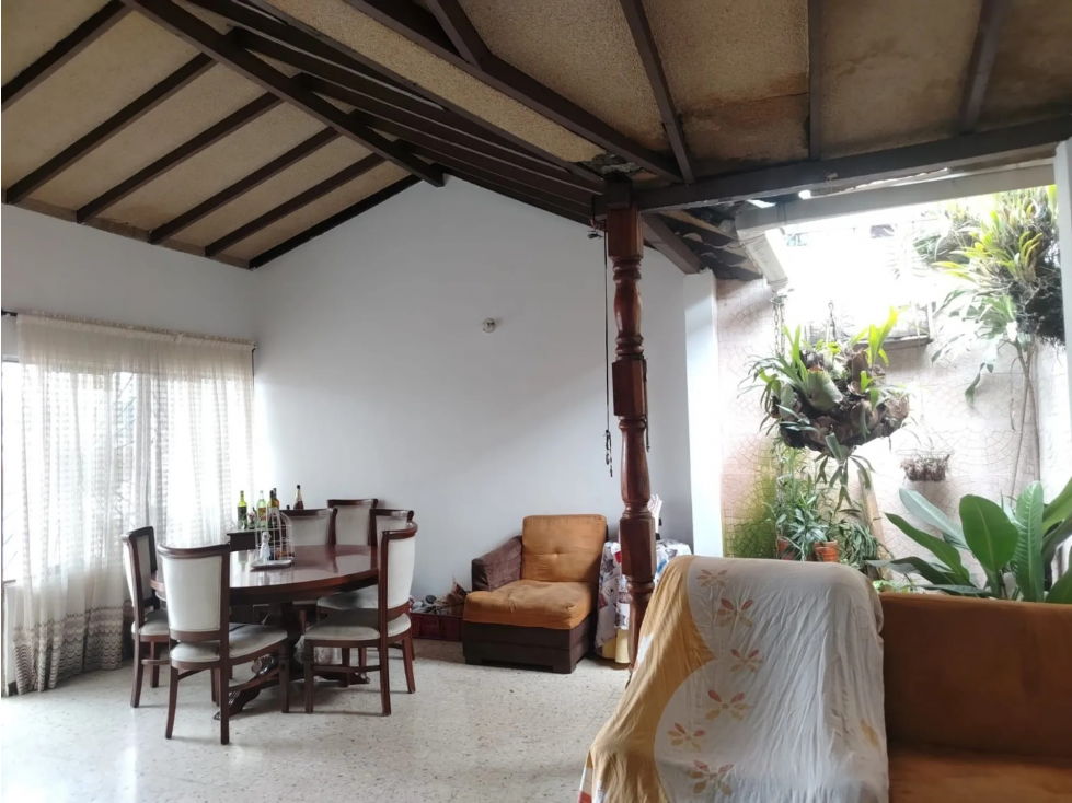 Casa en Venta al Sur Oriente, Barrio Ciudad Córdoba, Cali — foto 2