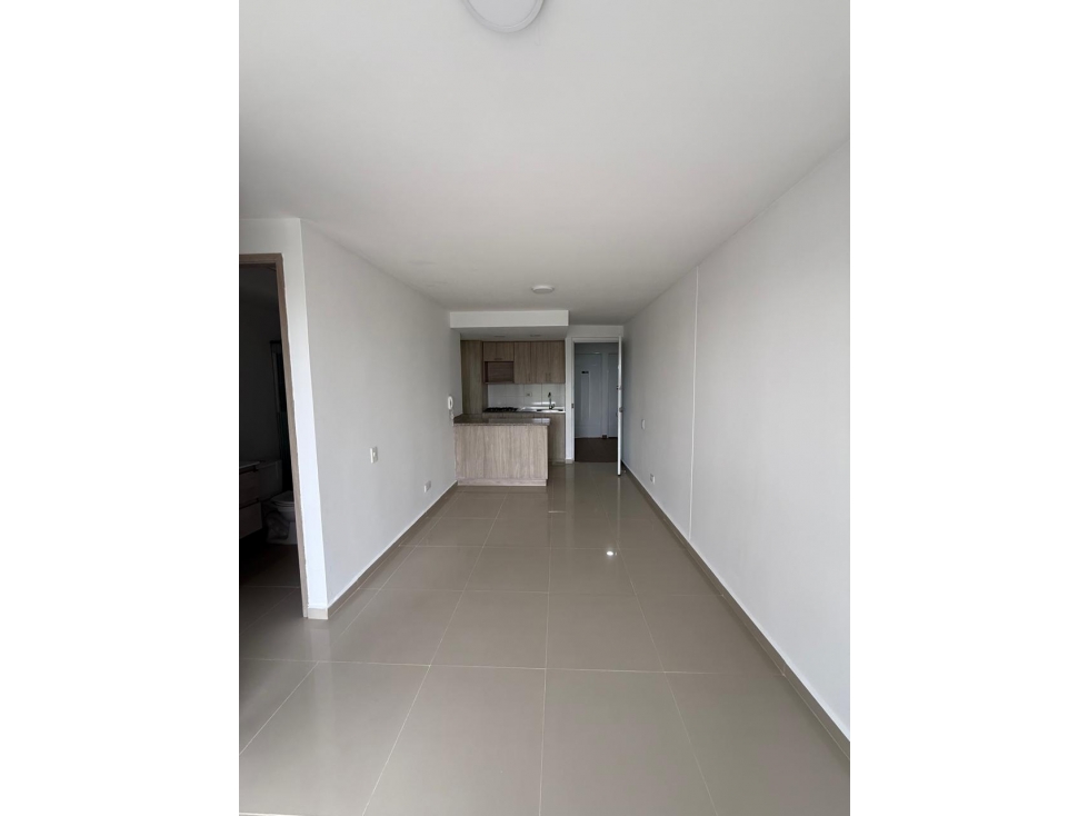 Apartamento en Alquiler B/Ciudad Pacífica Con. Residencial Coral, Cali — foto 3