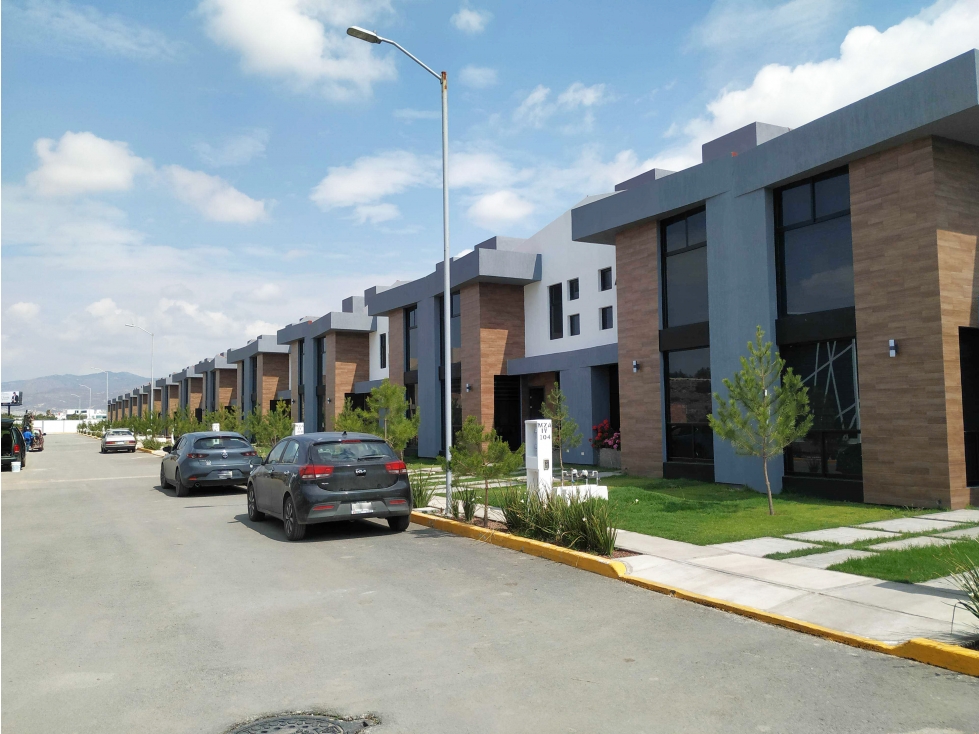 Casa en venta en Fraccionamiento Privada Las Margaritas en Pachuca - 2