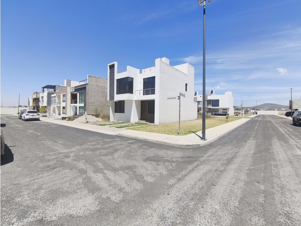 Casa en venta en Fracc Residencial Explanada Sur - 2