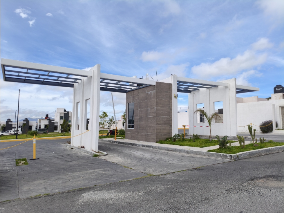 Casa en venta en Fraccionamiento Prados de San Cristobal — foto 2