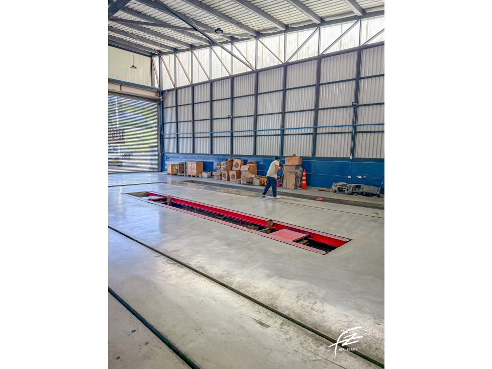 BODEGA EN VENTA EN COPACABANA, ANTIOQUIA - 6
