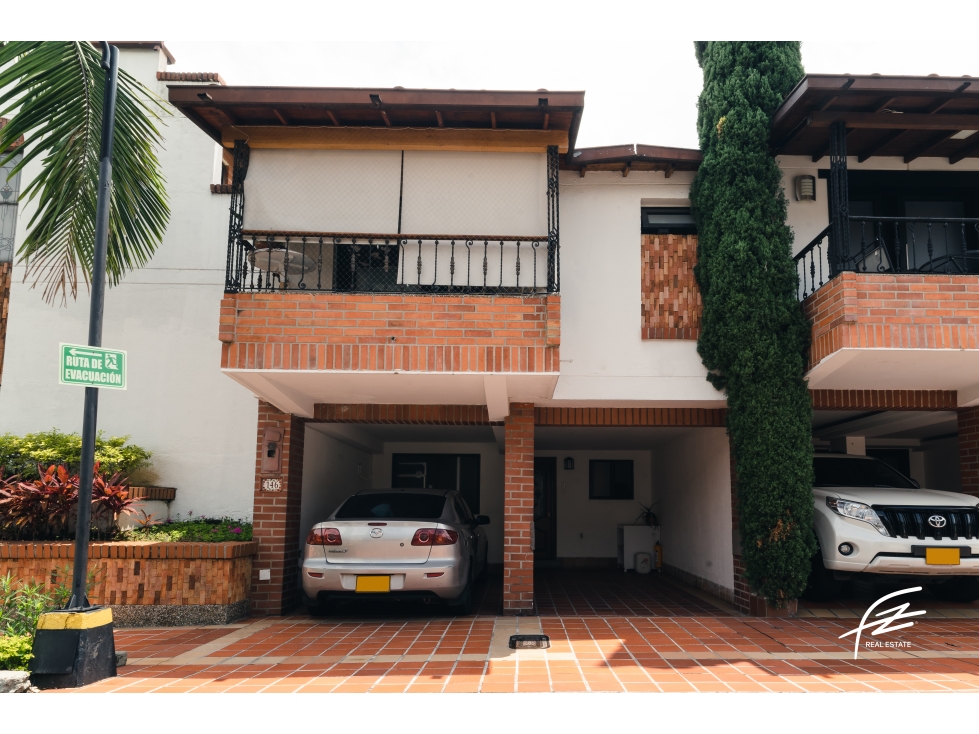 CASA EN VENTA EN BELÉN LA MOTA, MEDELLÍN