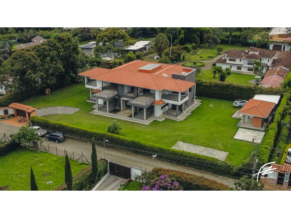 CASA CAMPESTRE EN VENTA EN LA CEJA, ANTIOQUIA