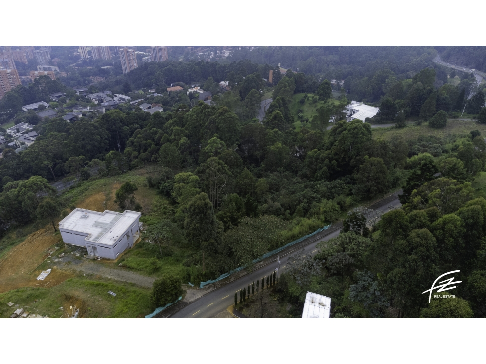 LOTE EN VENTA EN EL ALTO DE PALMAS, MEDELLÍN — foto 2