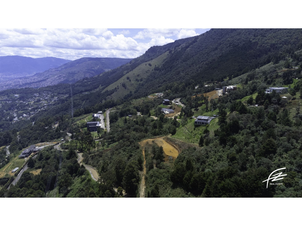 LOTE EN VENTA EN EL ALTO DE LAS PALMAS, MEDELLÍN — foto 2