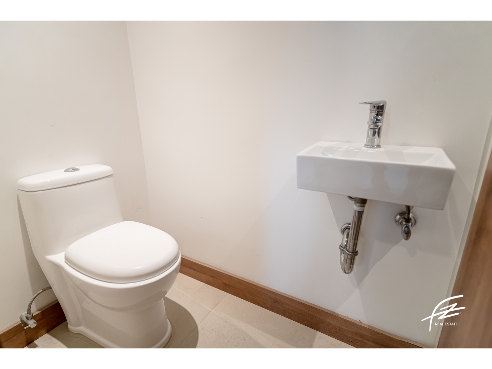 APARTAMENTO EN VENTA EN EL POBLADO, MEDELLÍN — foto 2