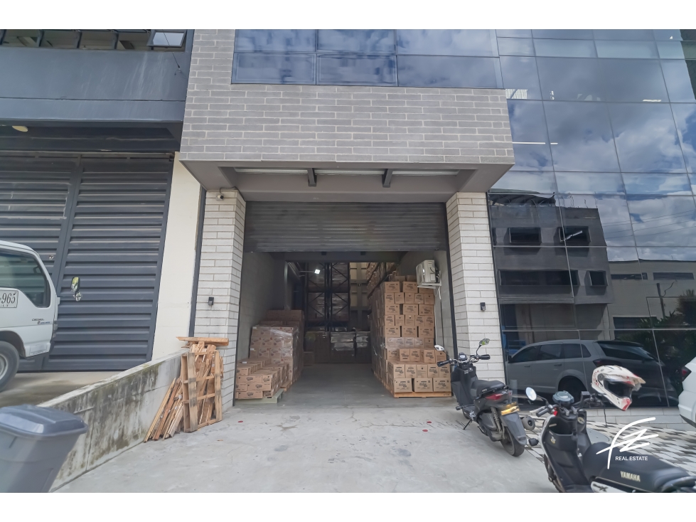 BODEGA EN VENTA EN COPACABANA, ANTIOQUIA - 1