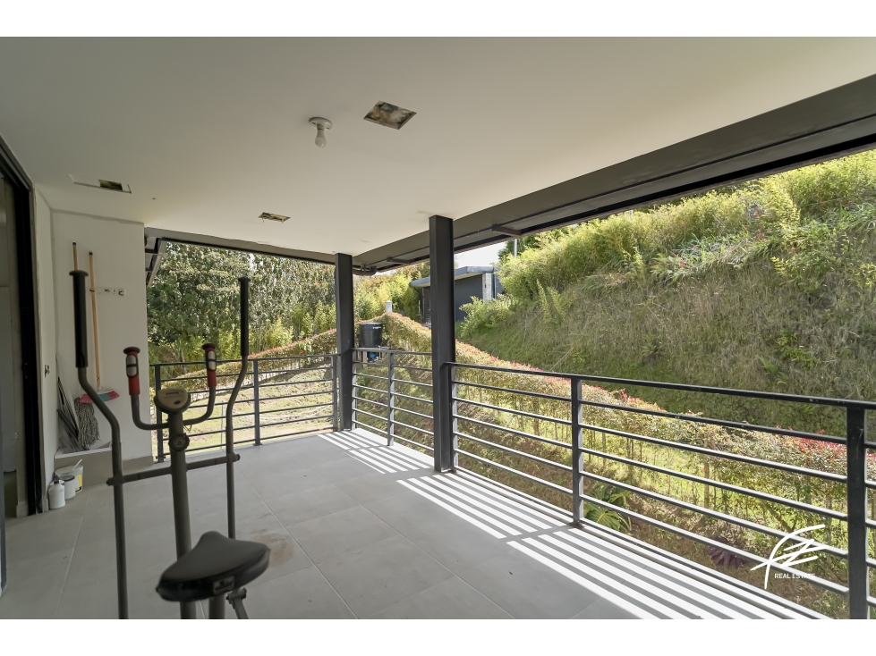 CASA EN VENTA EN ALTO DE PALMAS, ENVIGADO ANTIOQUIA