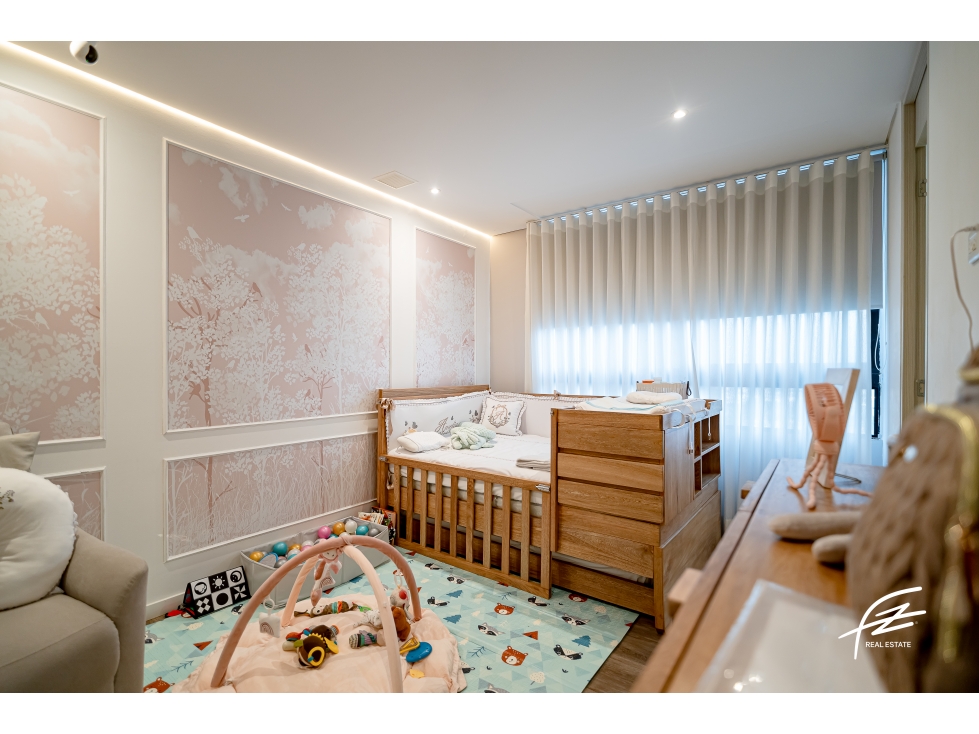 APARTAMENTO EN VENTA EN CASTROPOL, EL POBLADO MEDELLIN