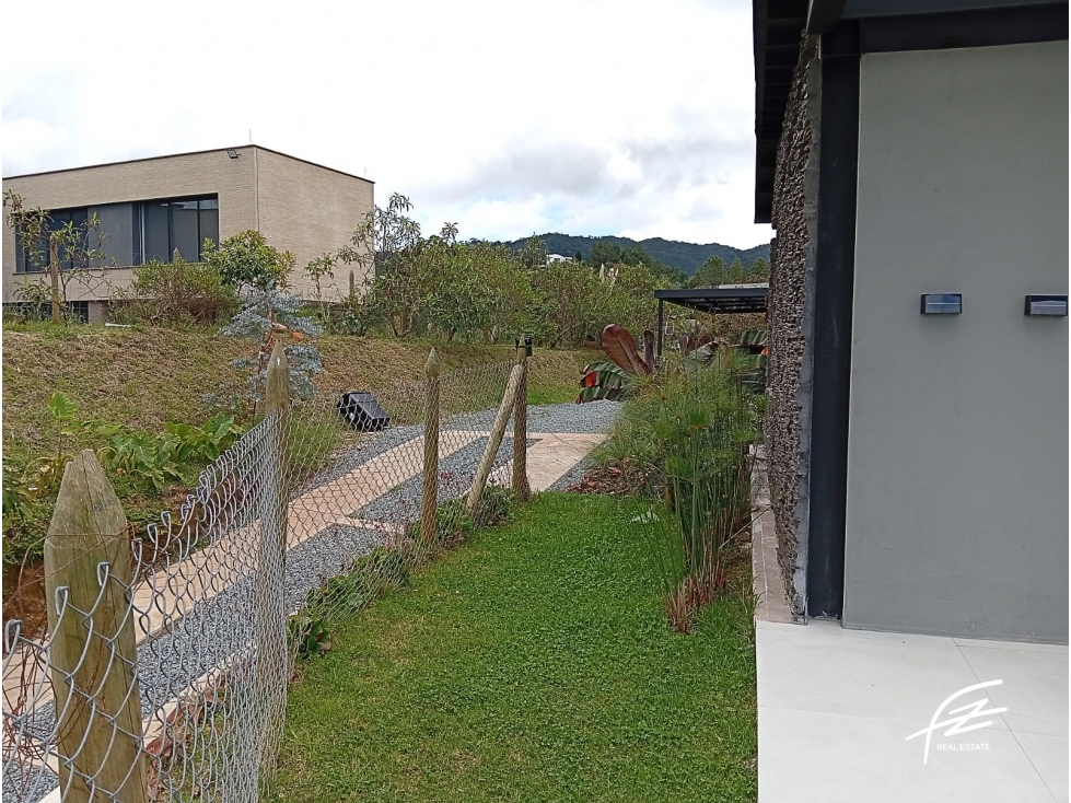 CASA EN VENTA EN ALTO DE LAS PALMAS, ENVIGADO ANTIOQUIA