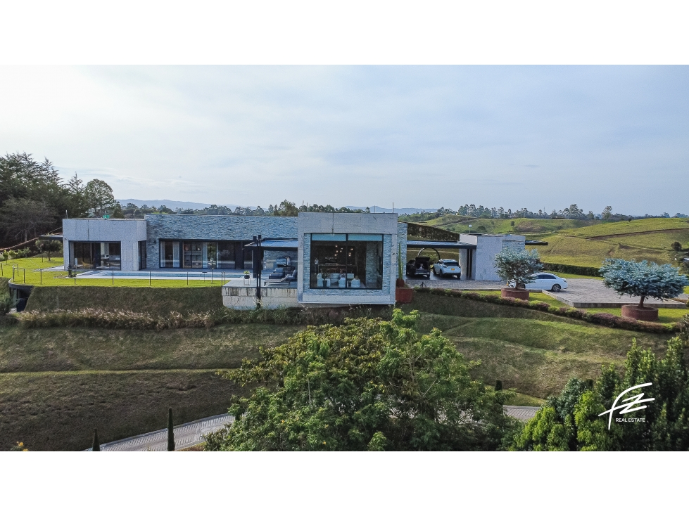 CASA EN VENTA EN CARMEN DE VIBORAL, ANTIOQUIA