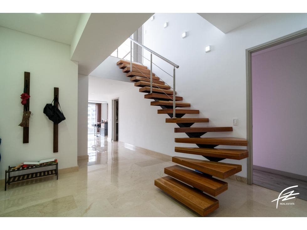 PENTHOUSE DUPLEX EN VENTA EN ENVIGADO, ANTIOQUIA