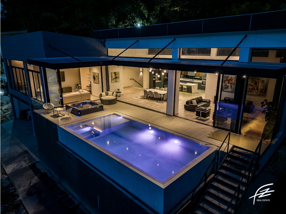 CASA EN VENTA EN LOS BALSOS, MEDELLÍN