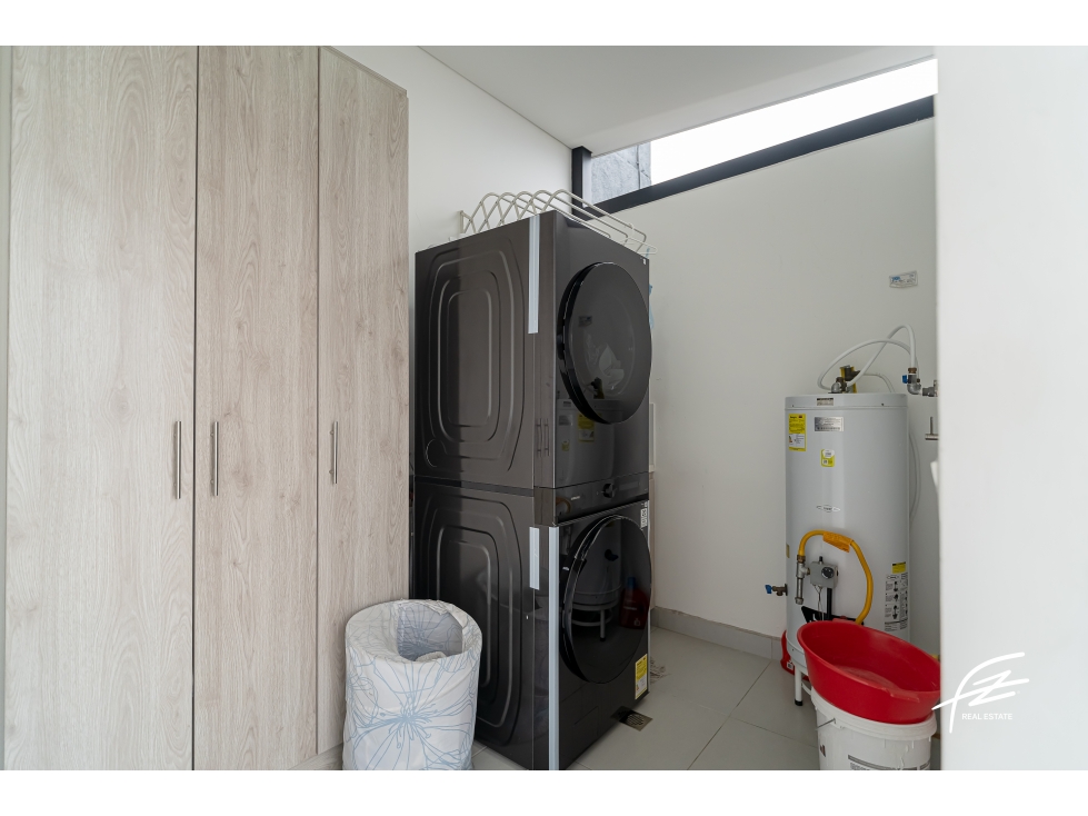 PENTHOUSE DUPLEX EN VENTA EN LA INTERMEDIA, ENVIGADO — foto 6