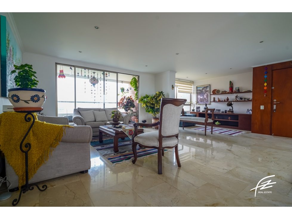 APARTAMENTO EN VENTA EN LOS BALSOS, MEDELLÍN — foto 2