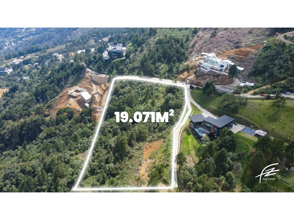 LOTE EN VENTA EN EL ALTO DE LAS PALMAS, MEDELLÍN