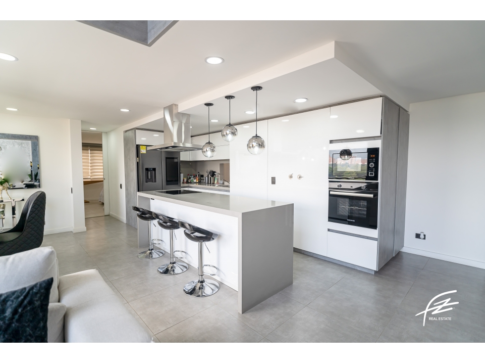 PENTHOUSE EN VENTA EN EL POBLADO, MEDELLÍN — foto 3