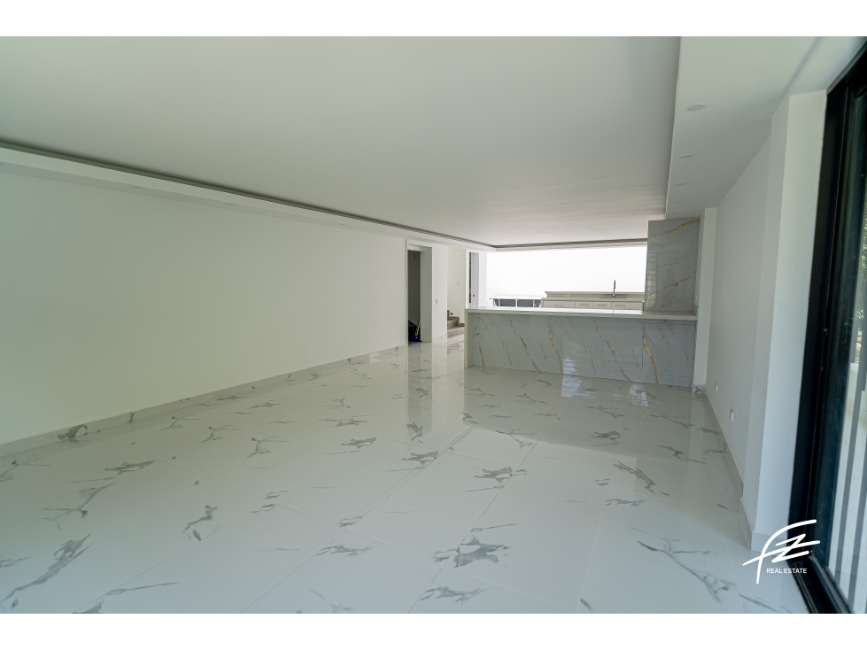 CASA EN VENTA EN LLANOGRANDE, ANTIOQUIA — foto 3