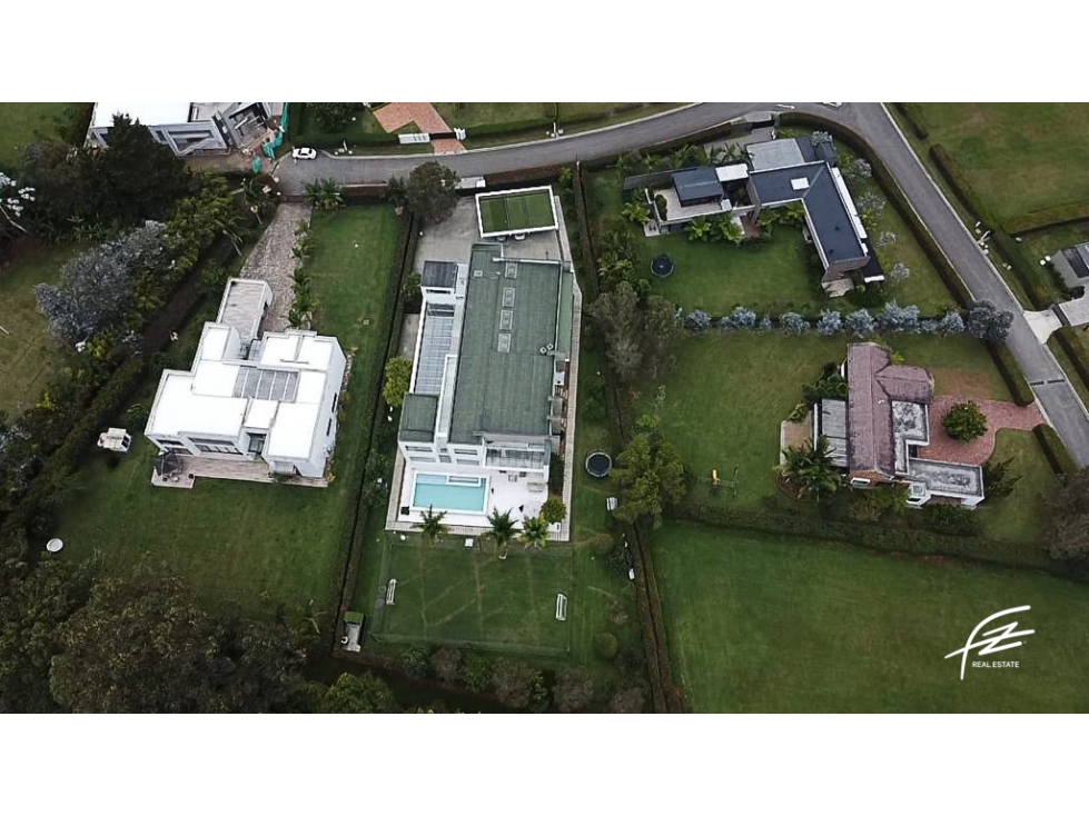CASA PARA LA VENTA EN LLANOGRANDE, ANTIOQUIA — foto 2