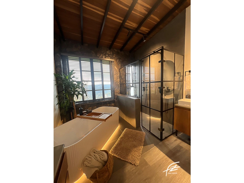CASA FINCA EN VENTA EN GUARNE, ANTIOQUIA — foto 2