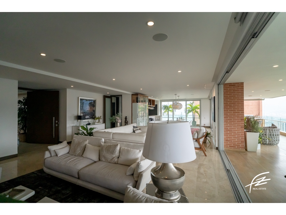 APARTAMENTO EN VENTA EN LAS LOMAS 1 EL POBLADO, MEDELLIN — foto 2