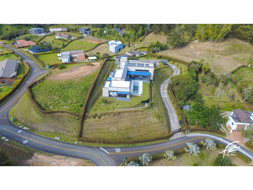 CASA EN VENTA EN CARMEN DE VIBORAL, ANTIOQUIA — foto 2