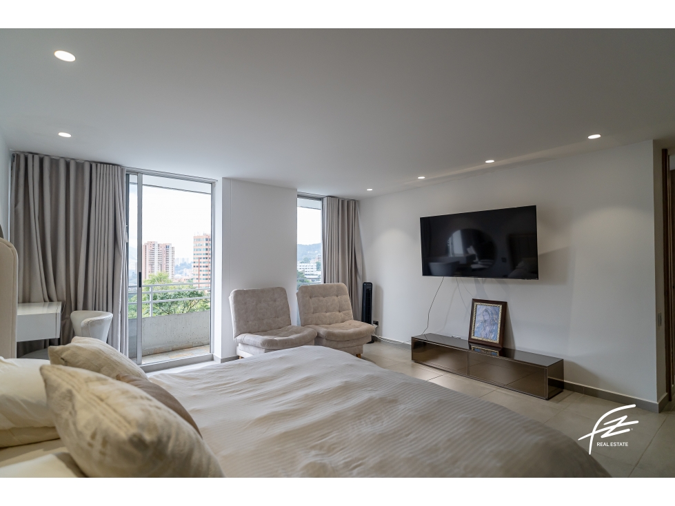 APARTAMENTO EN VENTA EN EL POBLADO, MEDELLÍN — foto 2