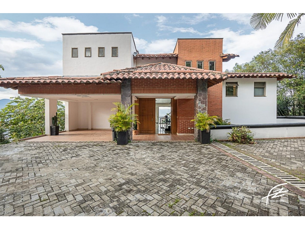 CASA EN VENTA EN SABANETA,ANTIOQUIA