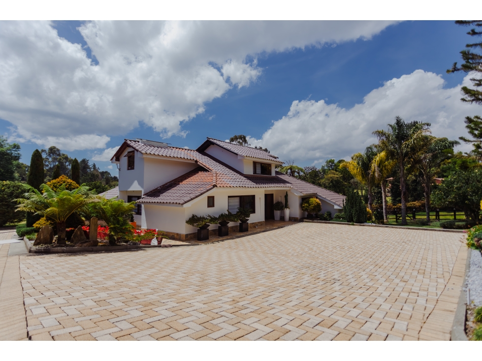 CASA CAMPESTRE EN VENTA EN ALTO DE PALMAS, MEDELLÍN
