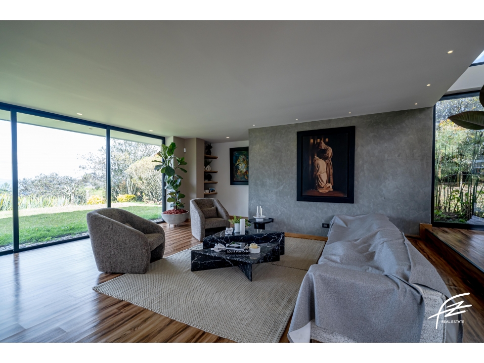 CASA DE LUJO EN VENTA EN EL ESCOBERO — foto 6