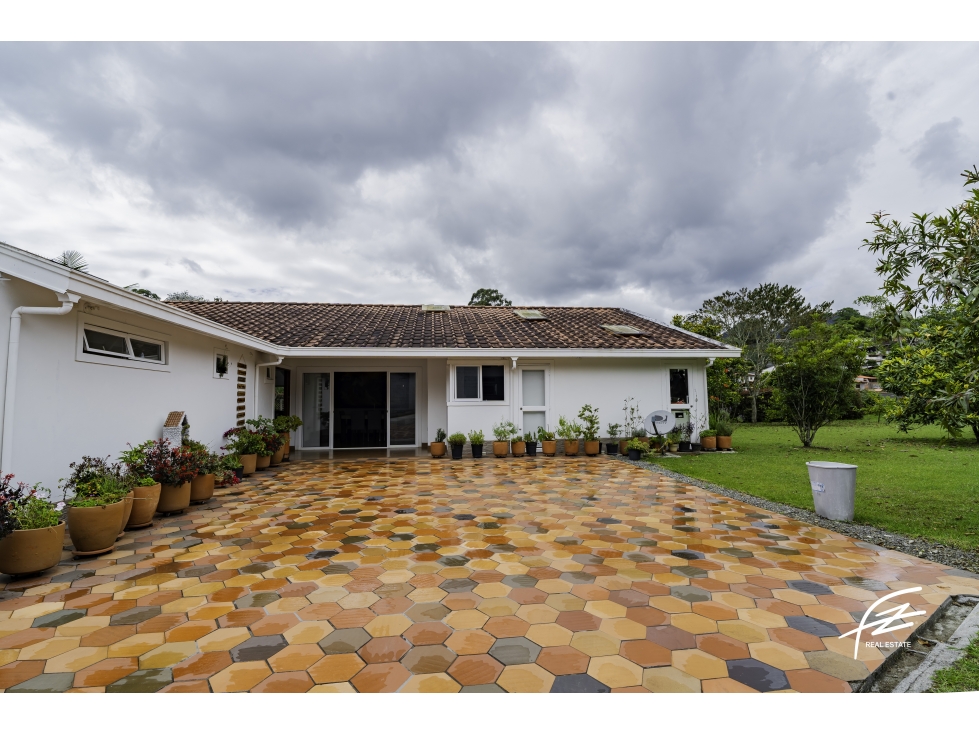 FINCA EN VENTA EN EL CARMEN DE VIBORAL,ANTIOQUIA — foto 4