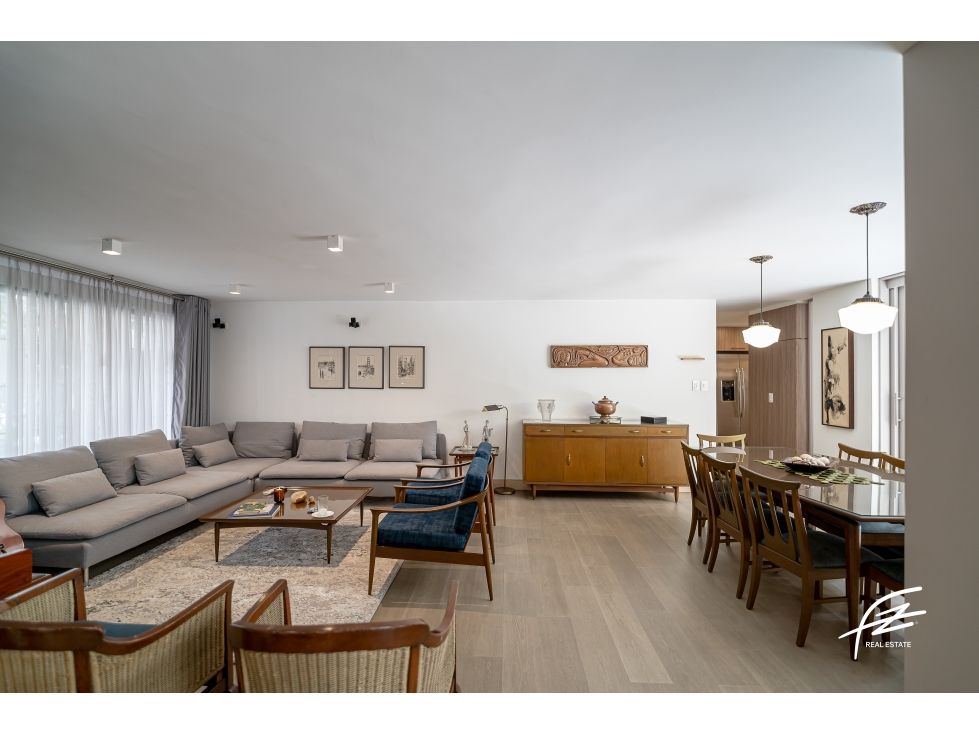 CASA EN VENTA EN LAURELES, MEDELLÍN — foto 3
