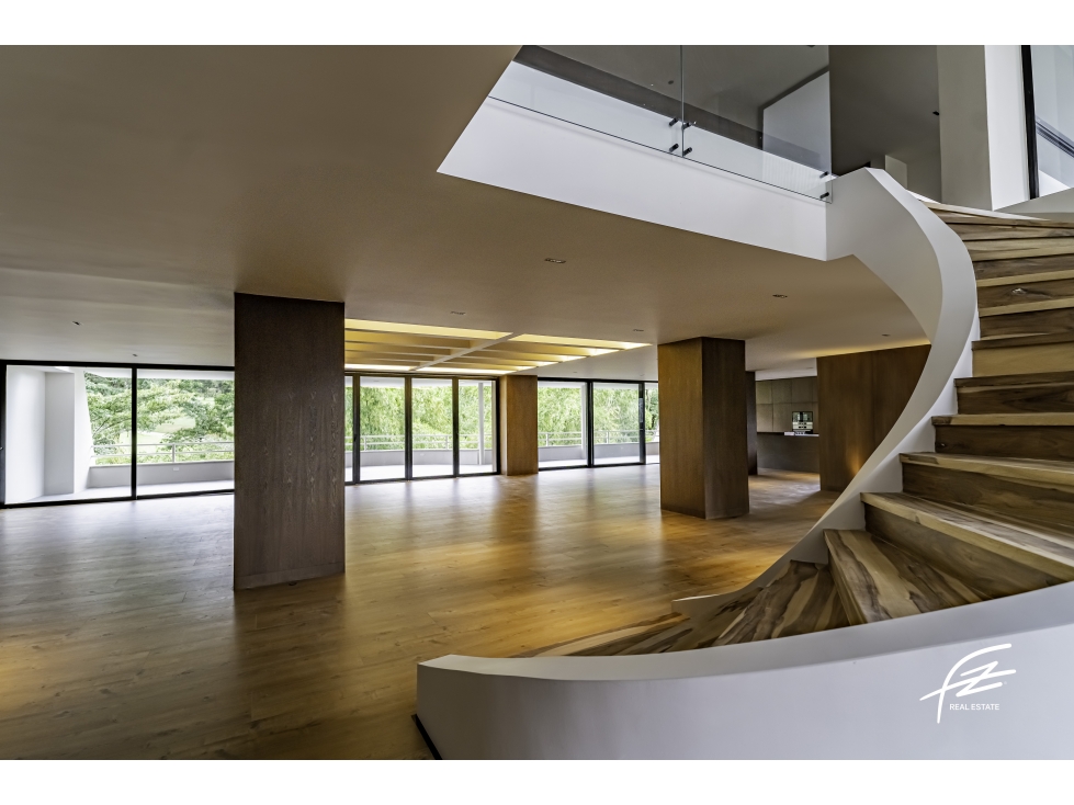 PENTHOUSE EN VENTA EN EL POBLADO,MEDELLÍN