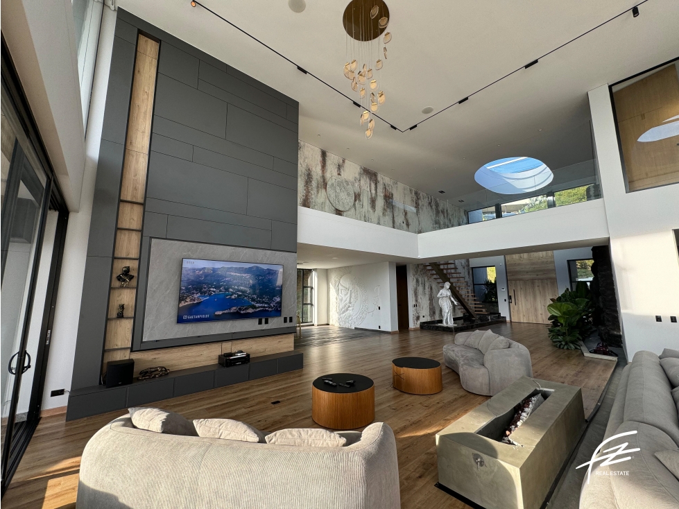 CASA EN LAS PALMAS, MEDELLÍN — foto 5