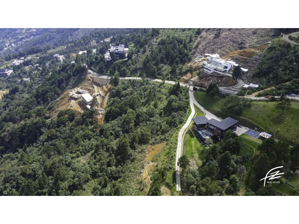 LOTE EN VENTA EN EL ALTO DE LAS PALMAS, MEDELLÍN — foto 3