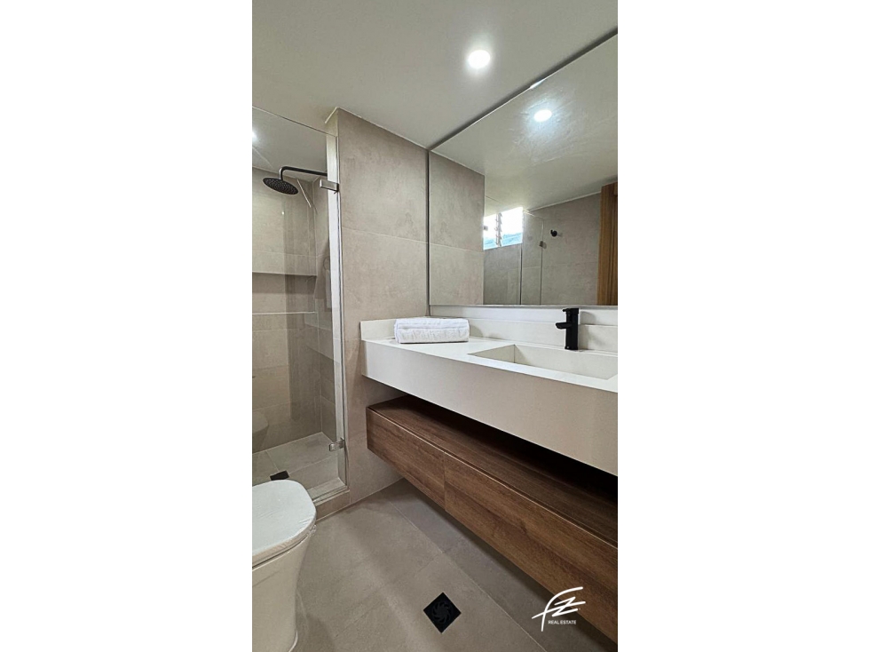 APARTAMENTO EN VENTA EN EL POBLADO, MEDELLÍN — foto 4