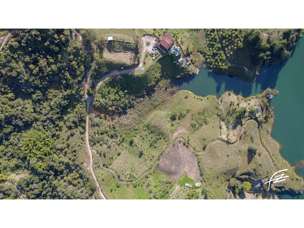 LOTE EN VENTA EN GUATAPÉ, ANTIOQUIA — foto 3