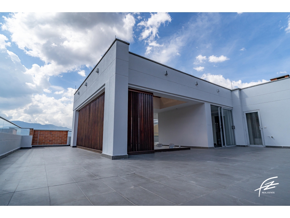 PENTHOUSE EN RENTA EN LA LOMA DE LAS BRUJAS, ENVIGADO ANTIOQUIA — foto 3
