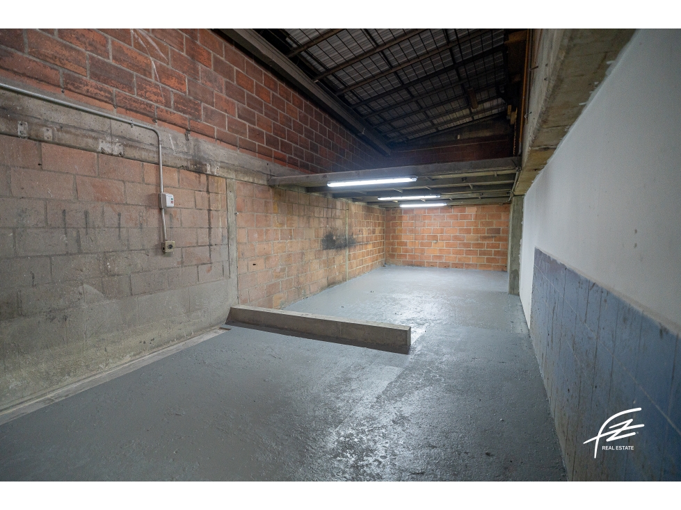 BODEGA EN VENTA EN GUAYABAL, MEDELLIN ANTIOQUIA — foto 3