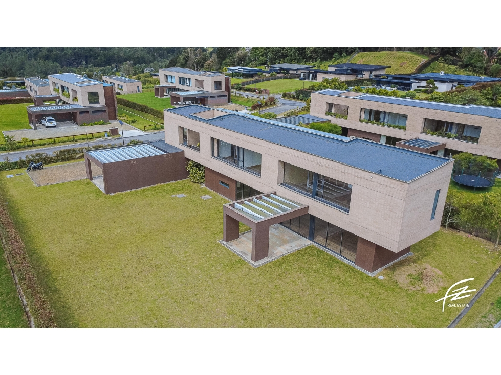CASA EN VENTA EN ALTO DE LAS PALMAS, ENVIGADO — foto 3