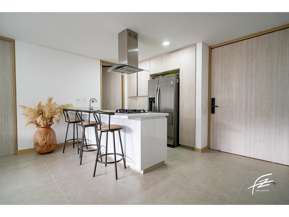 APARTAMENTO EN VENTA EN LA LOMA DE LAS BRUJAS, ENVIGADO — foto 3