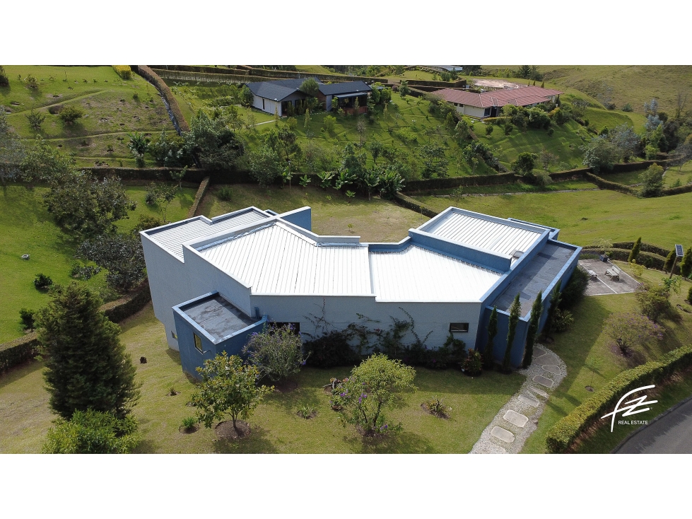 CASA CAMPESTRE EN VENTA EN CARMEN DE VIBORAL, ANTIOQUIA — foto 3