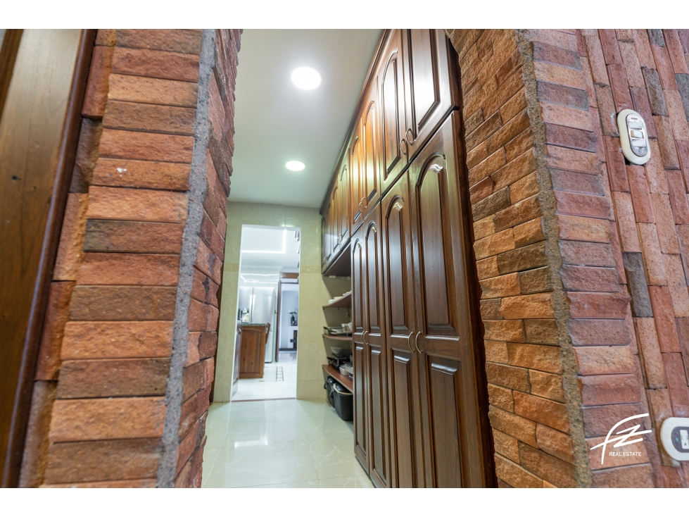 CASA EN VENTA EN LA COLA DEL ZORRO, MEDELLÍN — foto 2