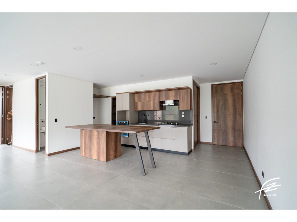 APARTAMENTO EN VENTA EN LAS PALMAS, POBLADO MEDELLIN — foto 2