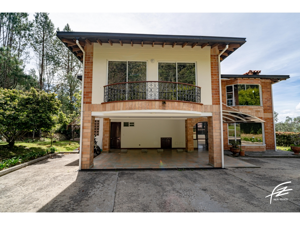 VENTA DE CASA EN ENVIGADO — foto 3